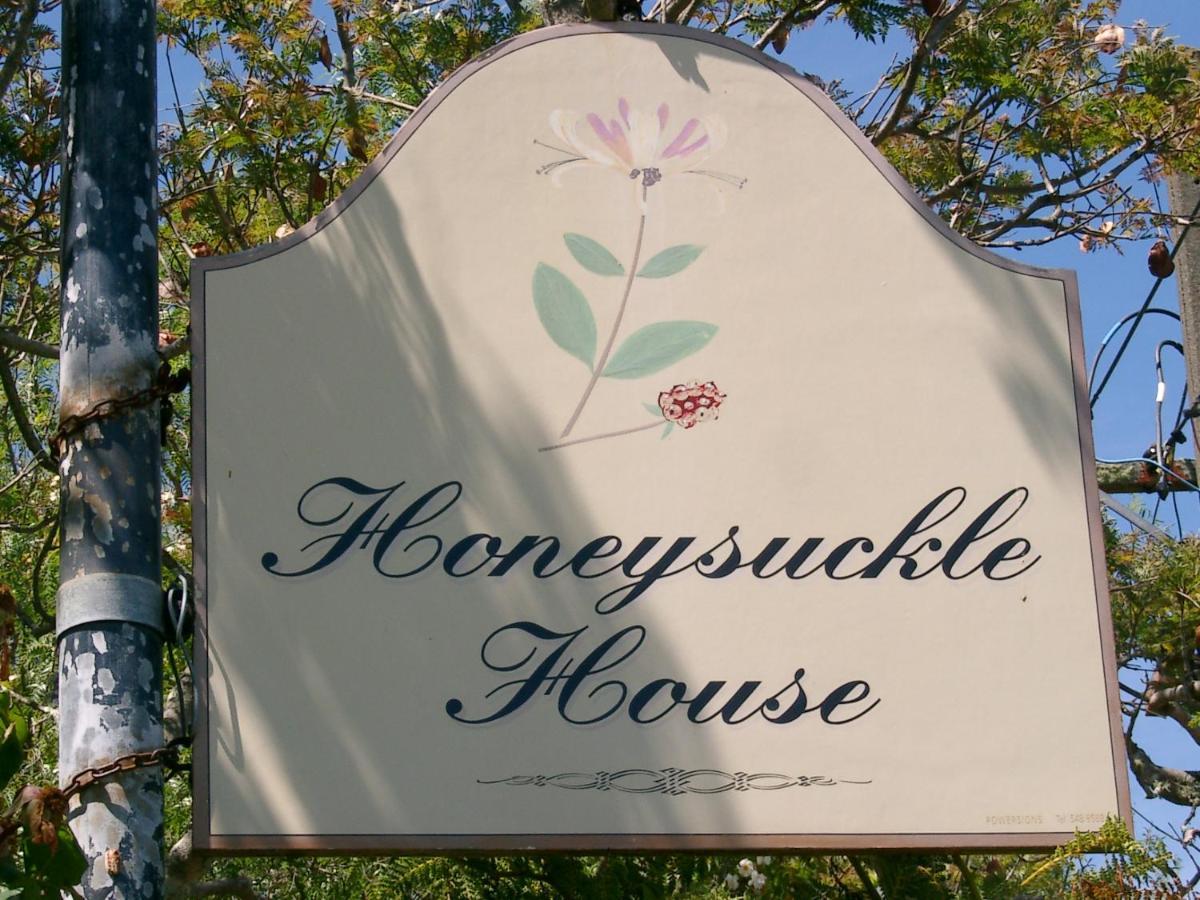 Hostel Honeysuckle House Nelson Exterior foto